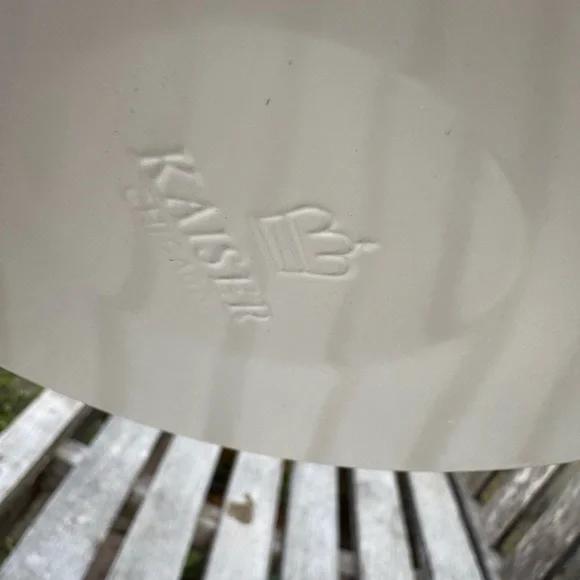 Vintage Doll Blonde Hair Blue Dress Rare With Doll Stand. Antique made
In usa - Picture 10 of 10